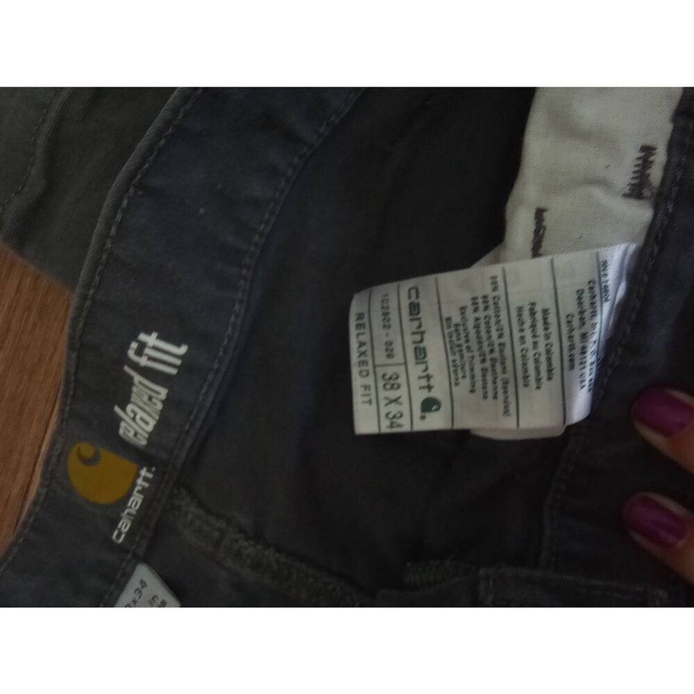 Carhartt relaxed fit cargo pants. Size 38x34 please see listing - Picture 8 of 9